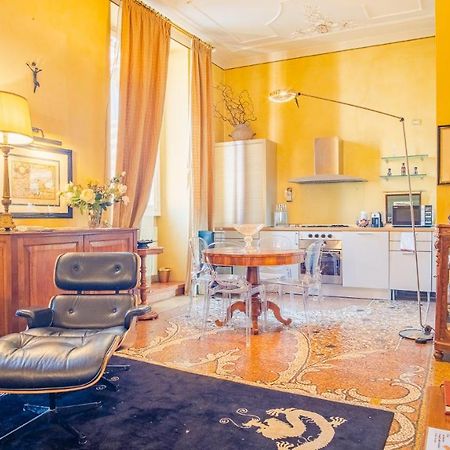 Residenza Dei Signori - Italian Homing Apartment เวโรนา ภายนอก รูปภาพ