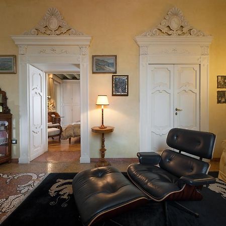 Residenza Dei Signori - Italian Homing Apartment เวโรนา ภายนอก รูปภาพ