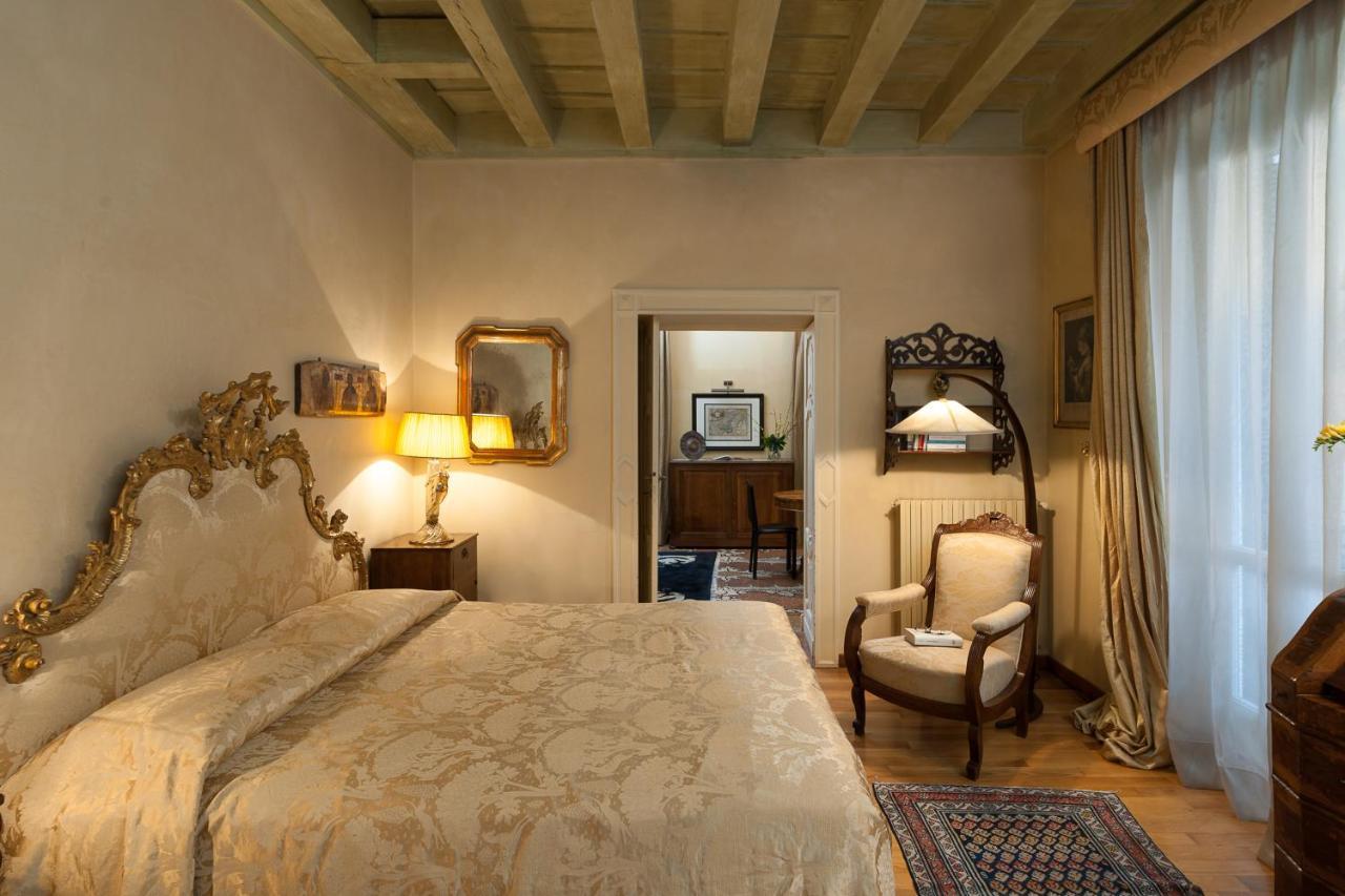 Residenza Dei Signori - Italian Homing Apartment เวโรนา ภายนอก รูปภาพ